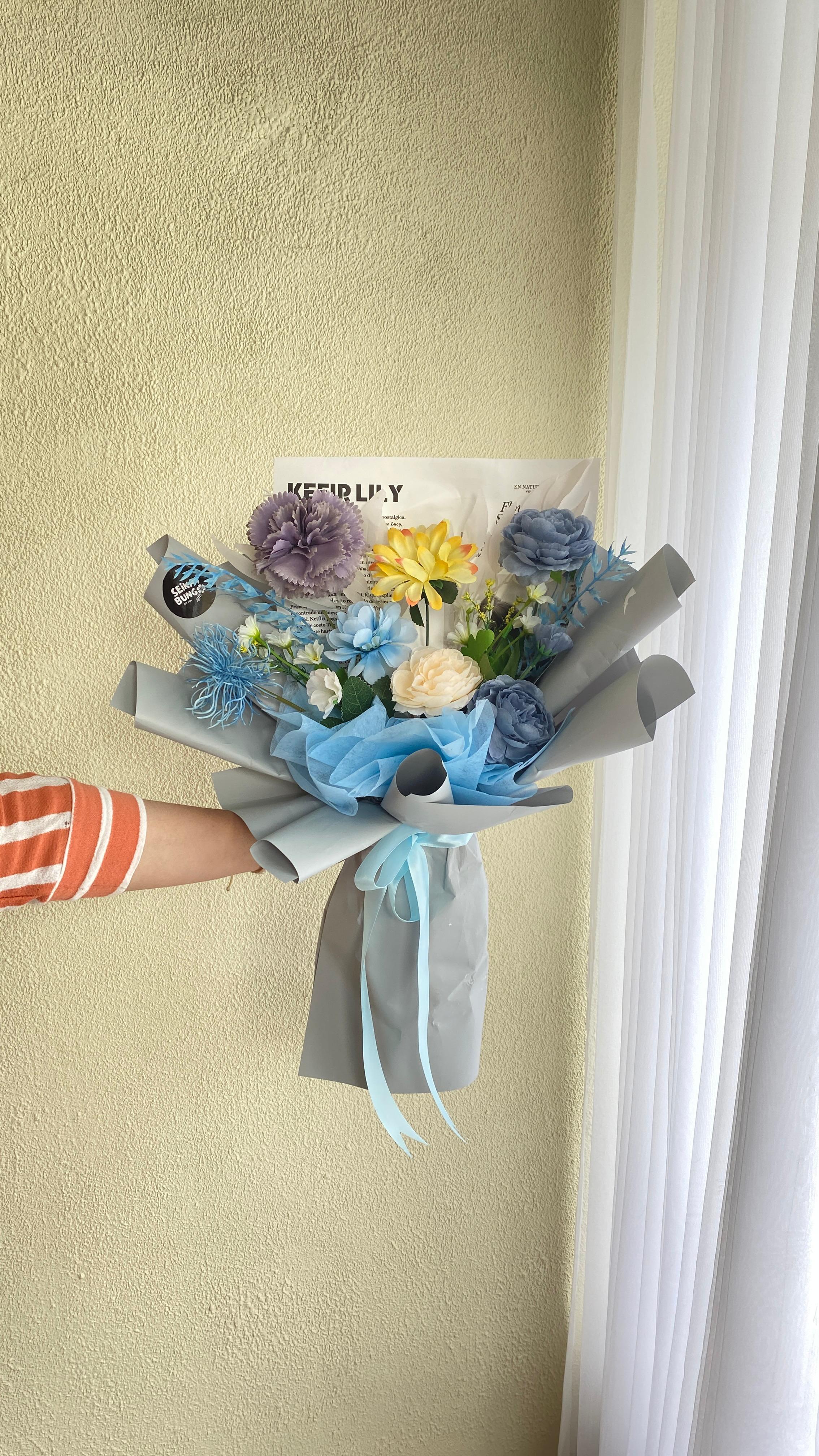 Blue flowers Artificial